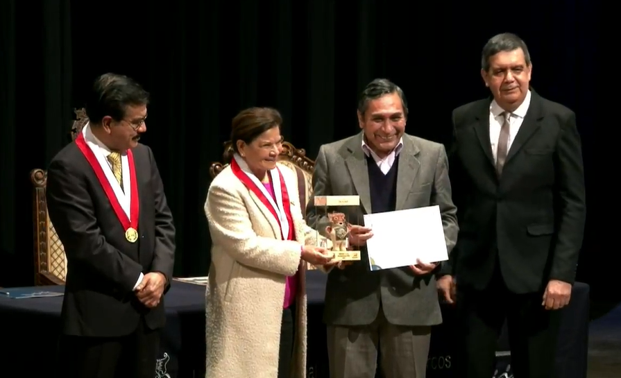 FACULTAD DE INGENIERÍA INDUSTRIAL RECONOCIDA EN EL PREMIO A LA INVESTIGACIÓN 2022